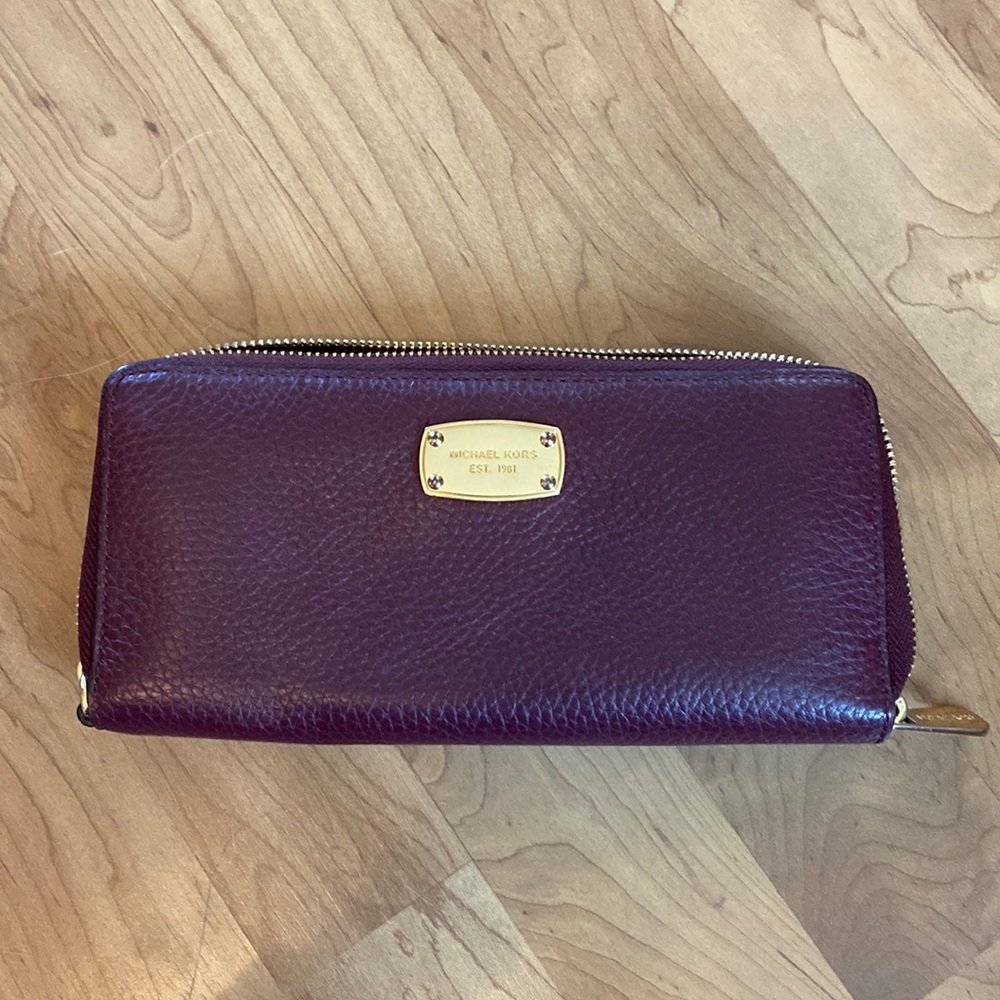 Michael Kors wallet